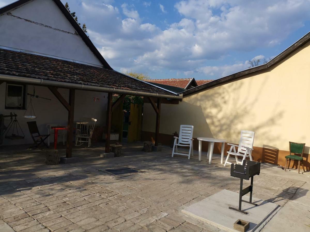 Harsfak Villa Mezokovacshaza Exteriör bild